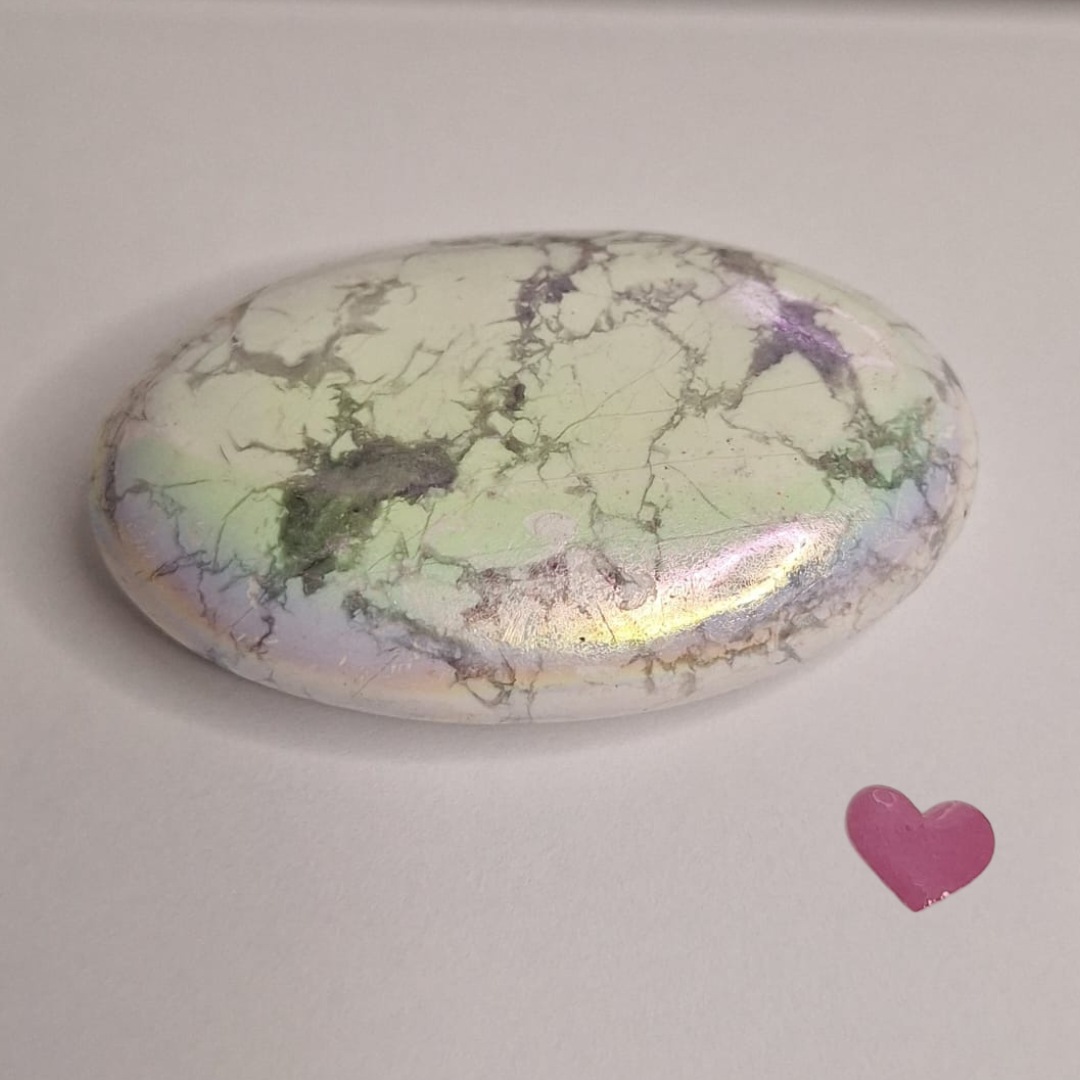 Aura Howlite Palm Stone – Zimbabwe