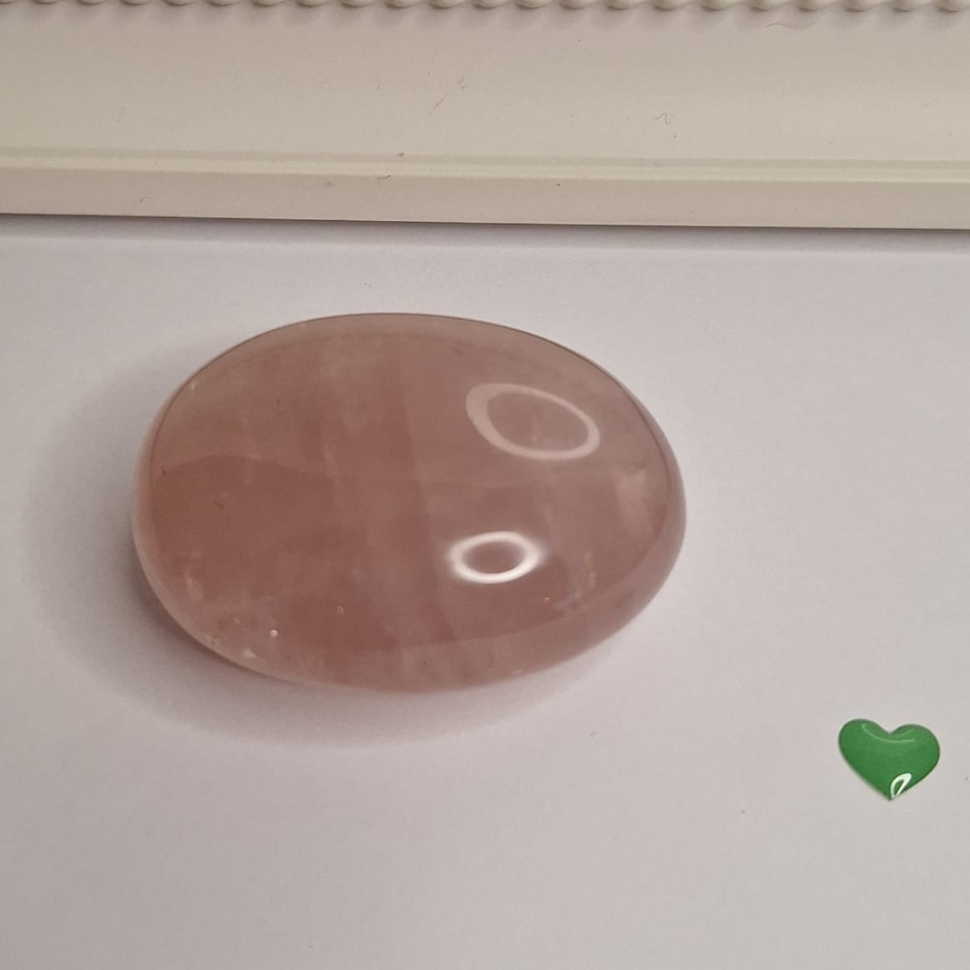 Rose Quartz Galet – Madagascar